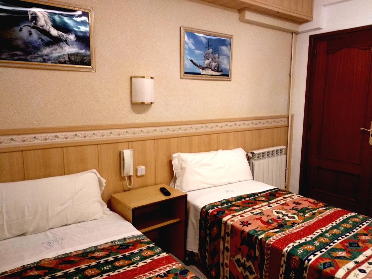 Pension Venecia Salou Exterior photo